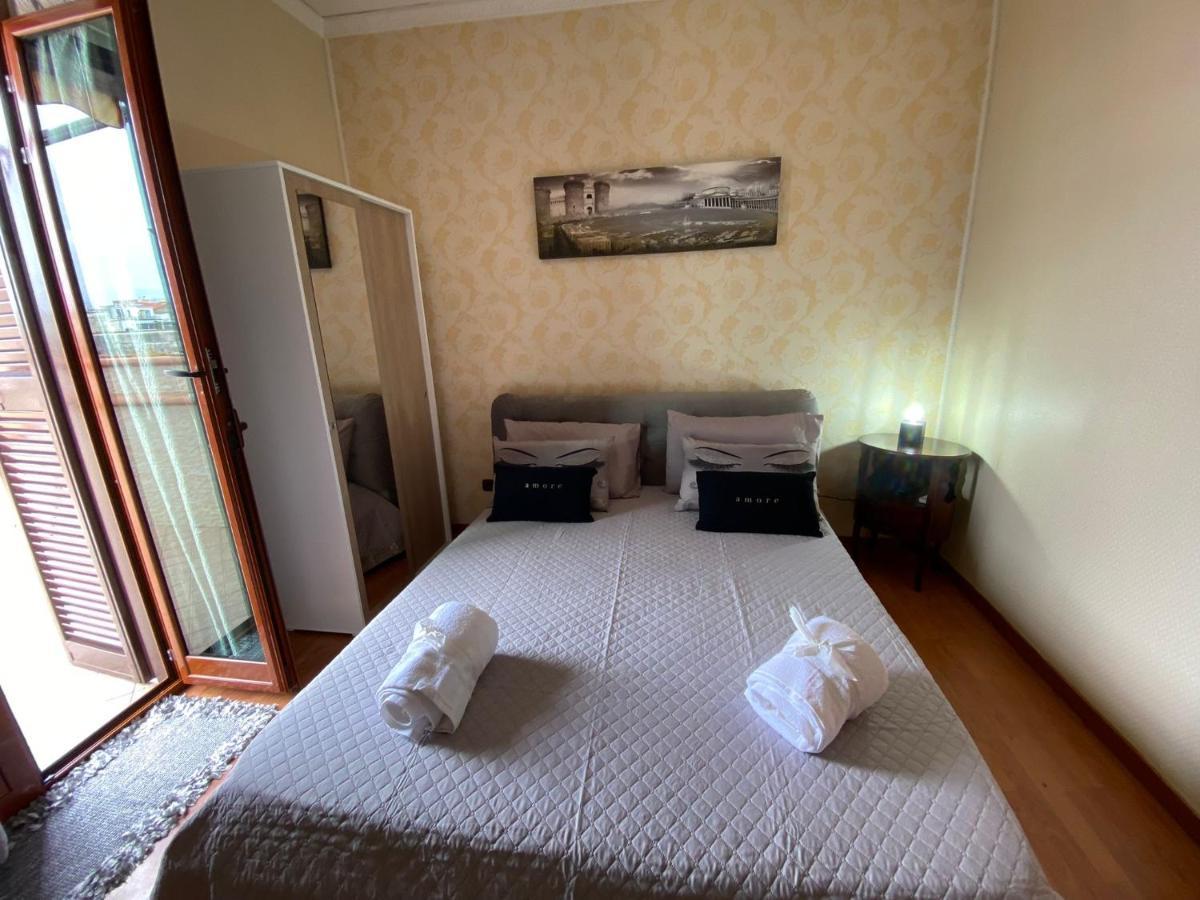 Villa La Terrazza Nel Centro Napoli Esterno foto